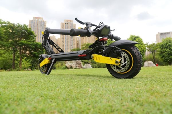 Yugen G2 Max 48v 1000w 17.5ah Adult Electric Scooter IP54